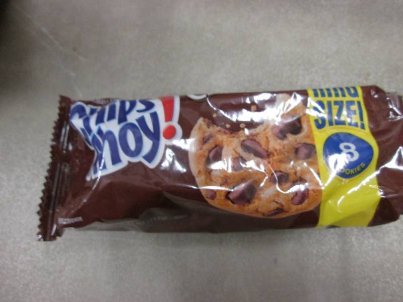 lot 322 image: 12- 4.15 oz Chips Ahoy Cookies...