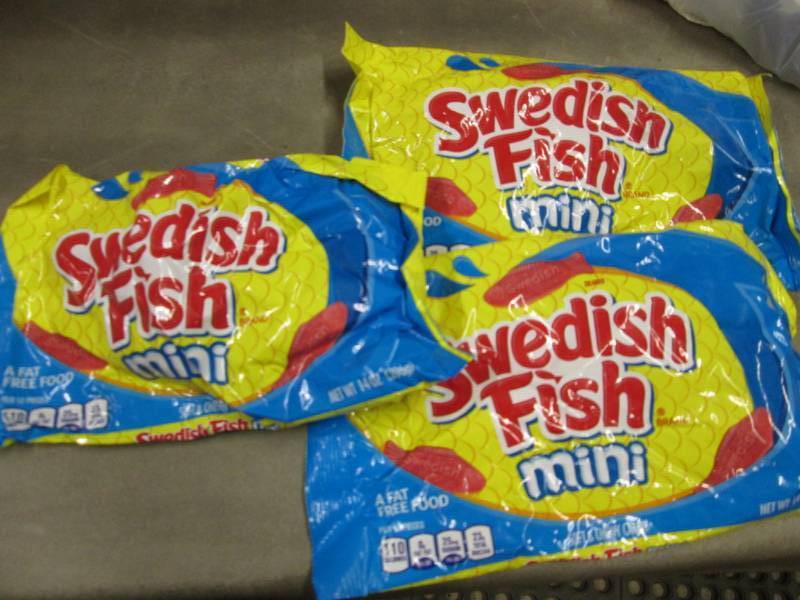 lot 345 image: 3 -14 oz Swedish Fish Minis...