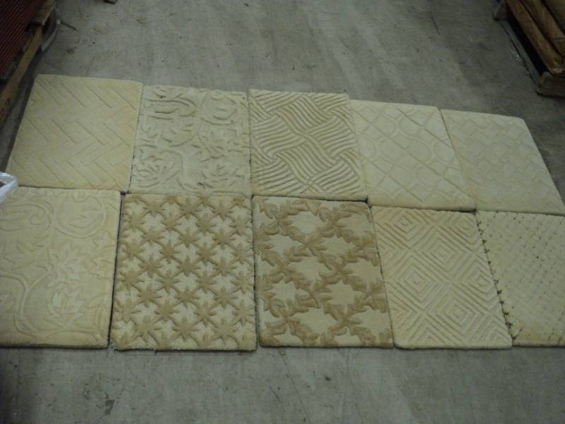 lot 240 image: Lot of 10 - 13 x 18 Carpet Samples ...