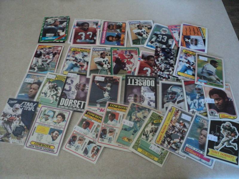 lot 6 image: 40 Tony Dorsett Cards...