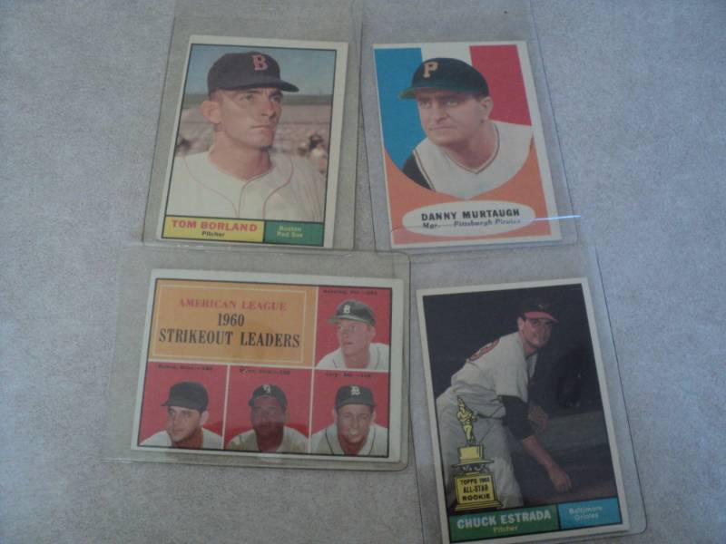 lot 23 image: 1961 Topps Baseball Cards...