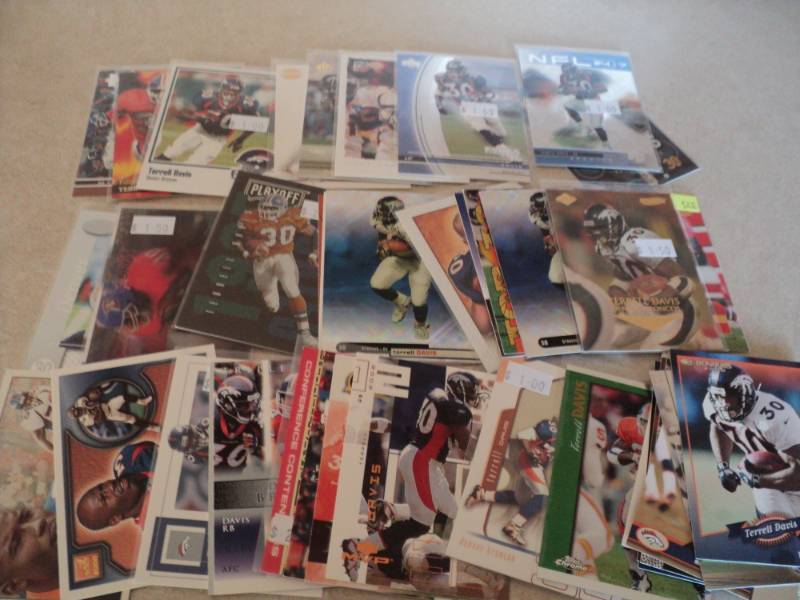 lot 66 image: 40 Terrell Davis Cards...