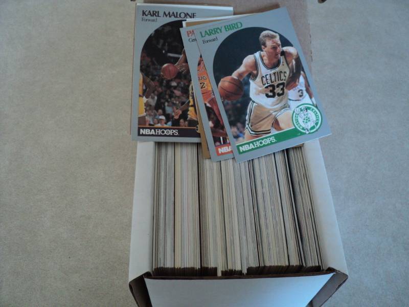 lot 67 image: Box of Basketball Star Cards...