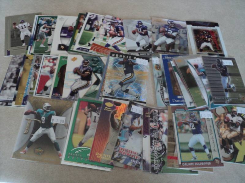 lot 97 image: 40 Daunte Culpepper Cards...