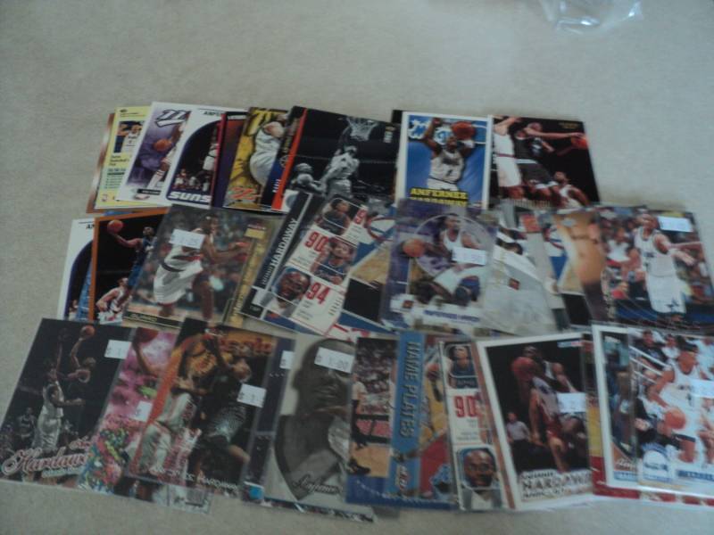 lot 102 image: 40 Anfernee Hardaway Cards...