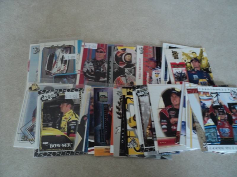 lot 105 image: Nascar Star Cards...