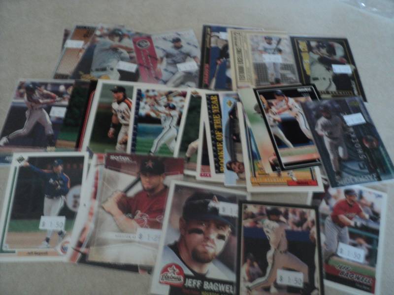 lot 108 image: 40 Jeff Bagwell Cards...