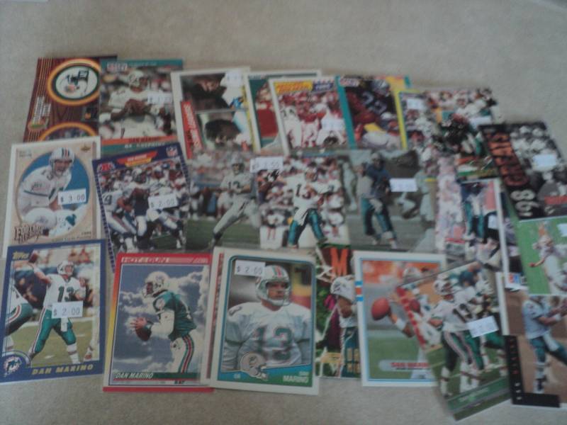 lot 111 image: 25 Dan Marino Cards...