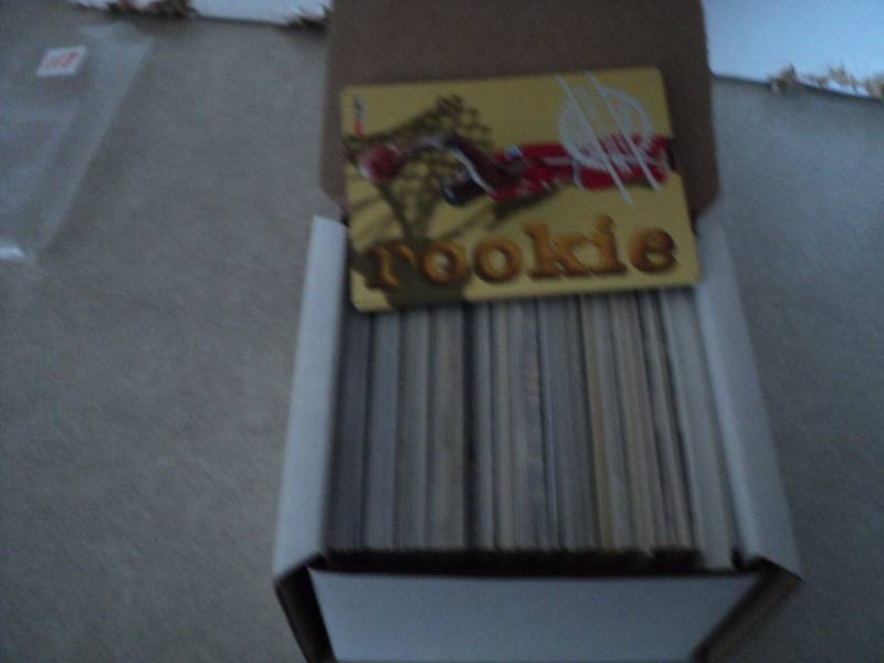 lot 118 image: Box of Basketball Star Cards...