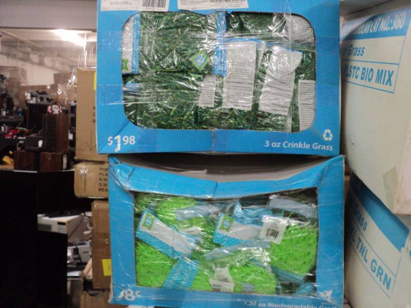lot 309 image: 5 Boxes of Easter Grass- variery of...
