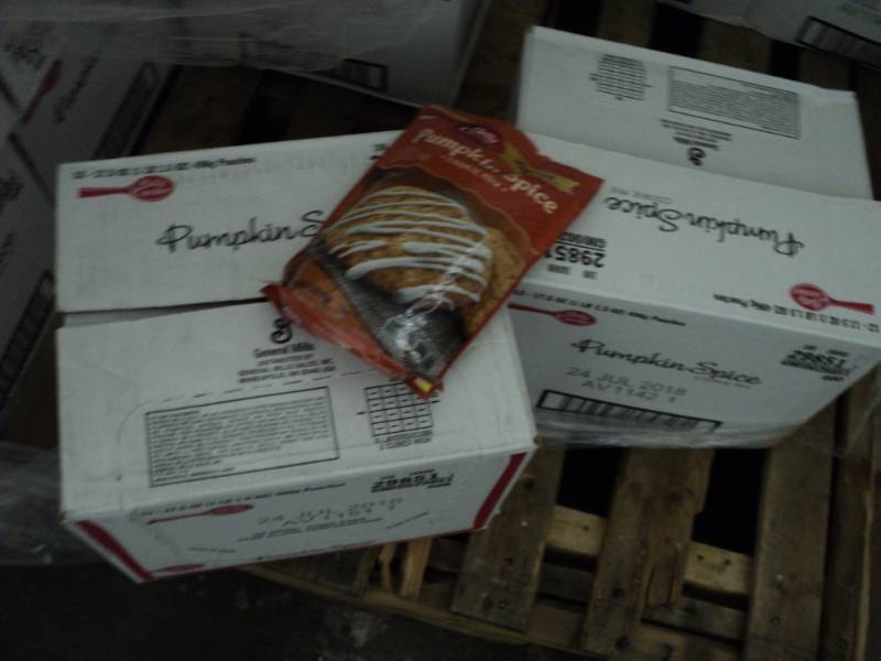 lot 323 image: Lot of 2 Cases Pumpkin Spice Cookie...