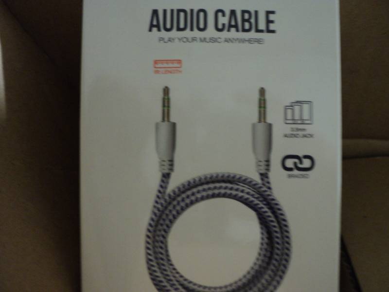 lot 334 image: Case of 48 Audio Cables Bright Aud...
