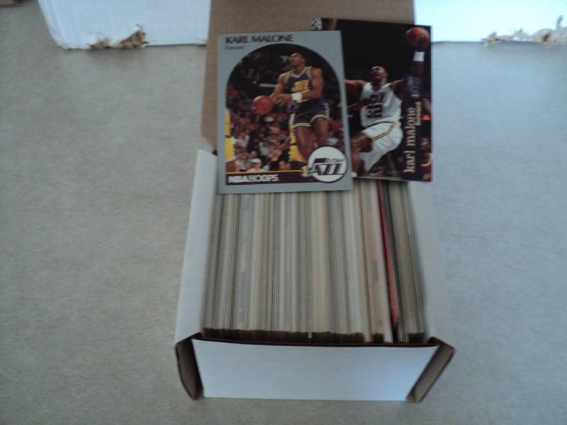 lot 126 image: 200 Karl Malone Cards...