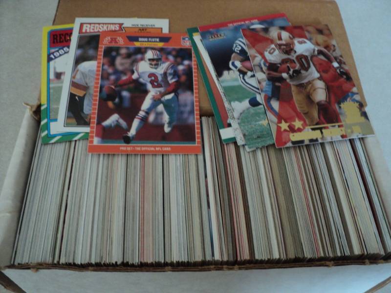 lot 142 image: Box of Football Star Cards...