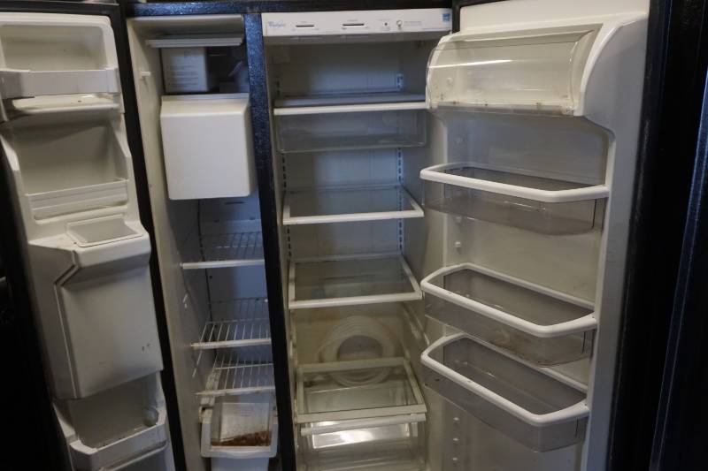 lot 11 image: Whirlpool Model ED2FHEXSB04 21.8 Cubic Foot Side By Side Refrigerator Freezer
