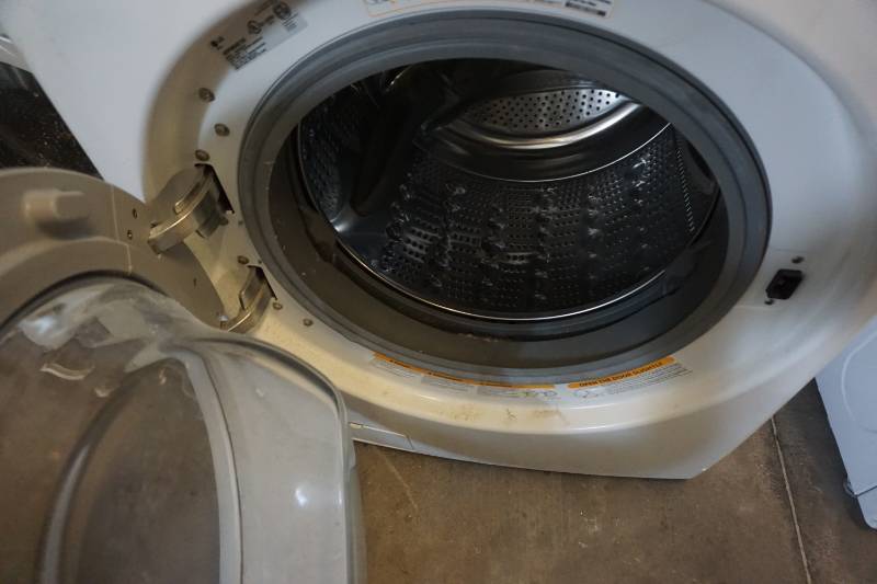 lot 58 image: LG Model WM3050CW Fully Automatic Front Load Washing Machine