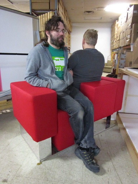 ULTRA MODERN WEIGHT DRIVEN SOFA