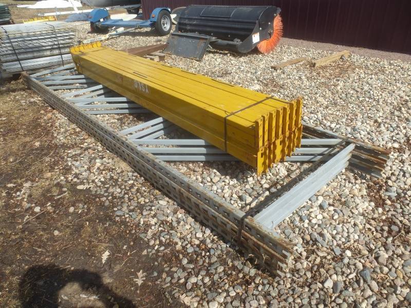 lot 9 image: Pallet Racking