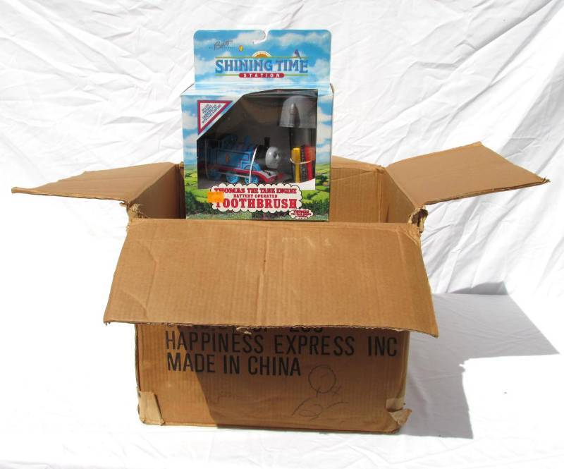 lot 25 image: Lot of New Thomas the Tank Engine and Friends Battery Operated Toothbrush Sets