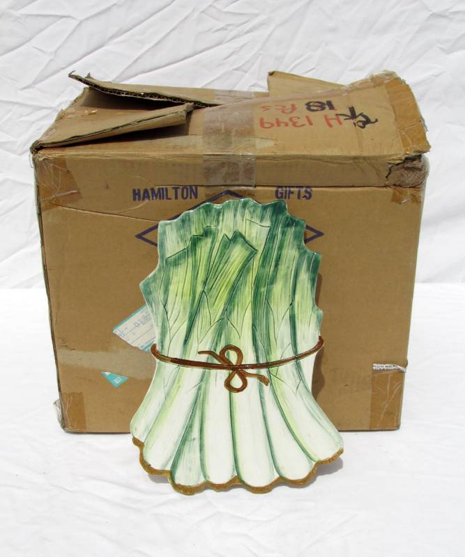 lot 36 image: Lot of New Vintage Ceramic Celery Themed Trivets