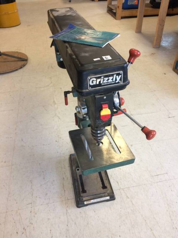 lot 6 image: Grizzly Radial Drill Press