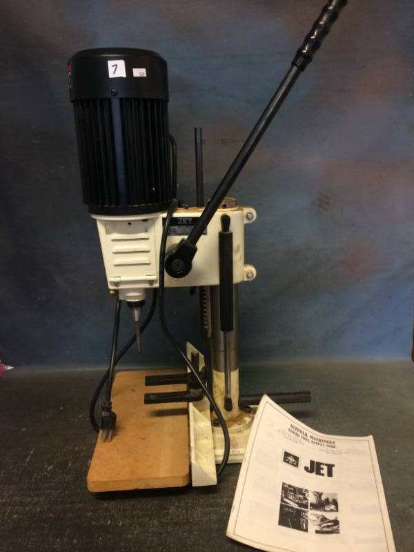 lot 7 image: Jet Mortise Machine