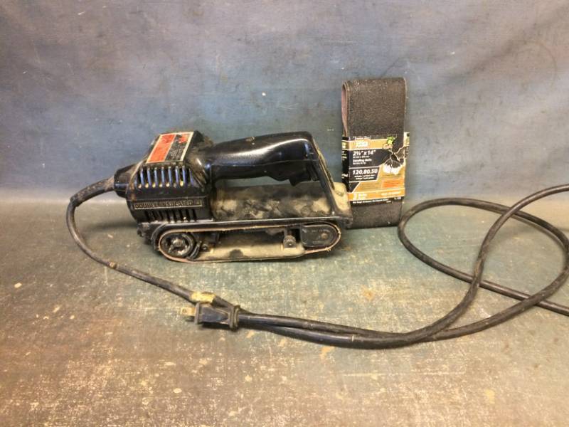 lot 19 image: Skill Belt Sander