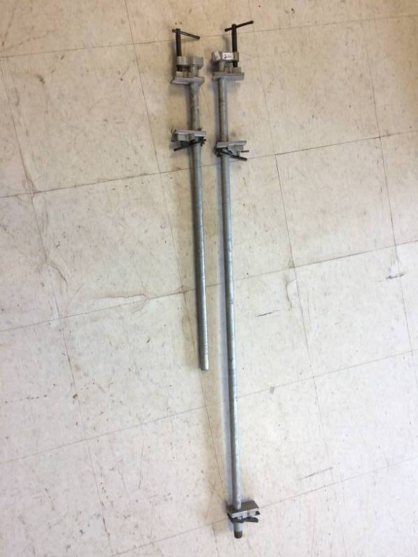 lot 22 image: Pipe Clamps
