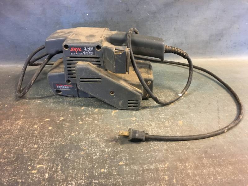 lot 30 image: Skill Belt Sander