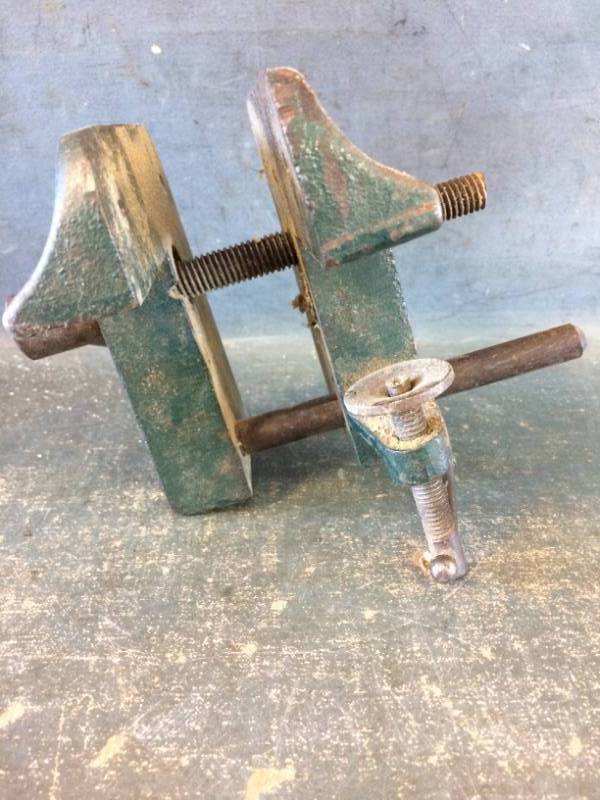 lot 98 image: Littlestown Vise