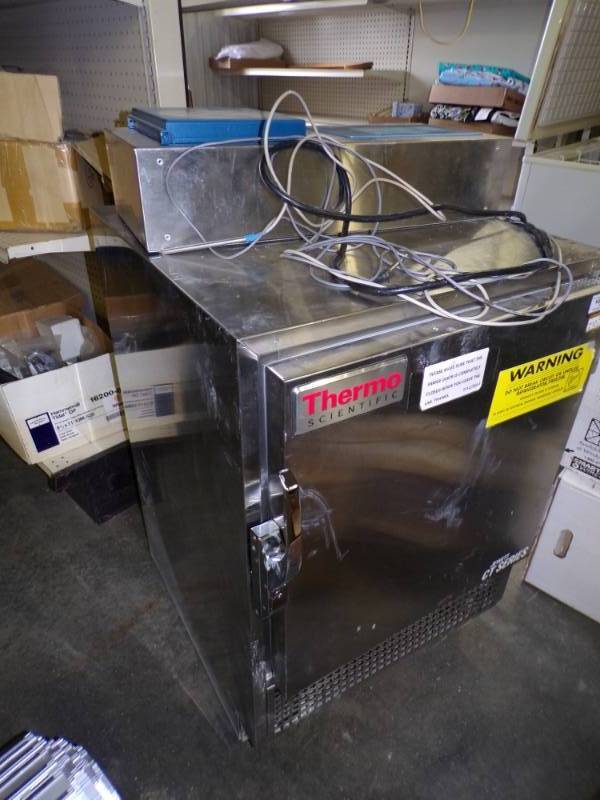 lot 18 image: Thermo Scientific Refrigerator  Freezer with Temp Monitor