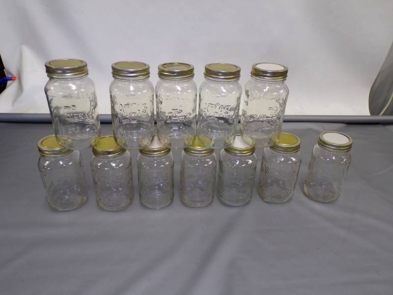 lot 38 image: Dozen 24 oz. Canning Jars