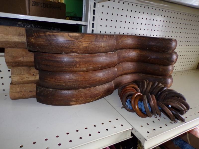 lot 76 image: Wood table legs and wood Drapery rings