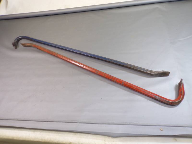 lot 95 image: 2 Long Pry Bars