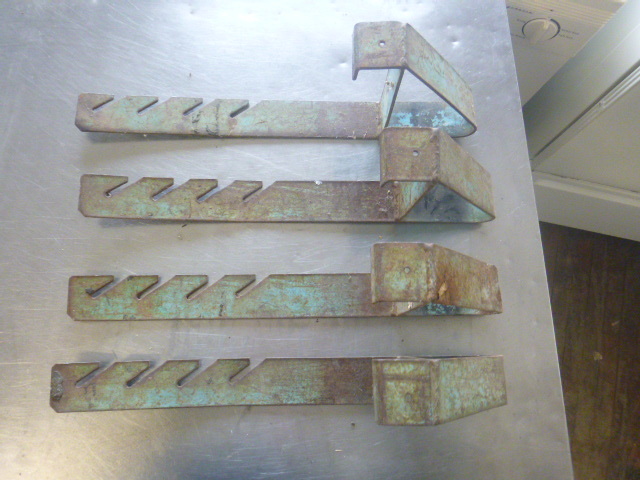 lot 48 image: 4 Roofing Jacks