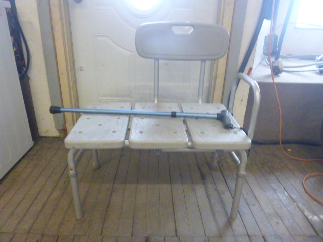 lot 69 image: Adjustable Shower Chair