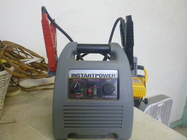 lot 70 image: Instant Power Jump StarterBooster