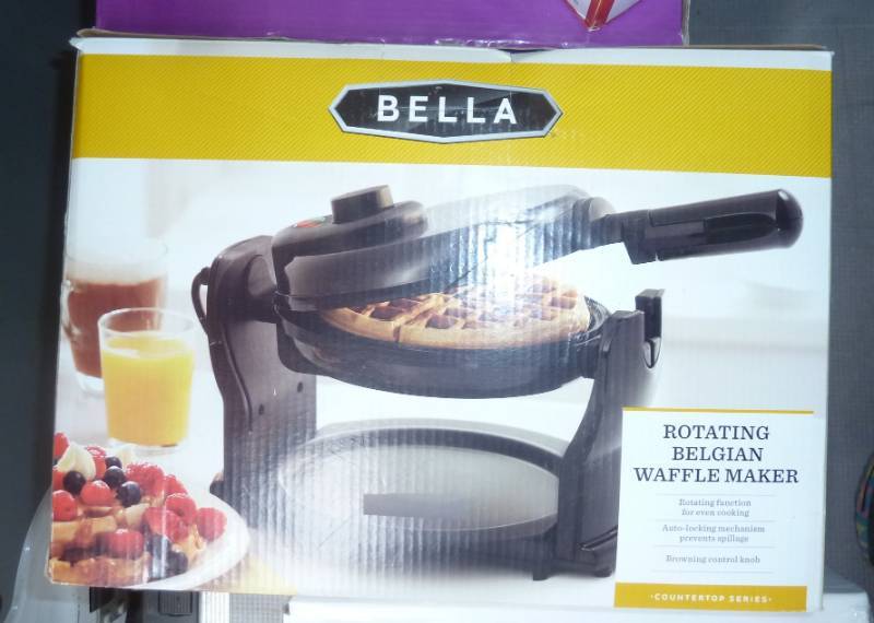 lot 58 image: Belgian waffle maker new...