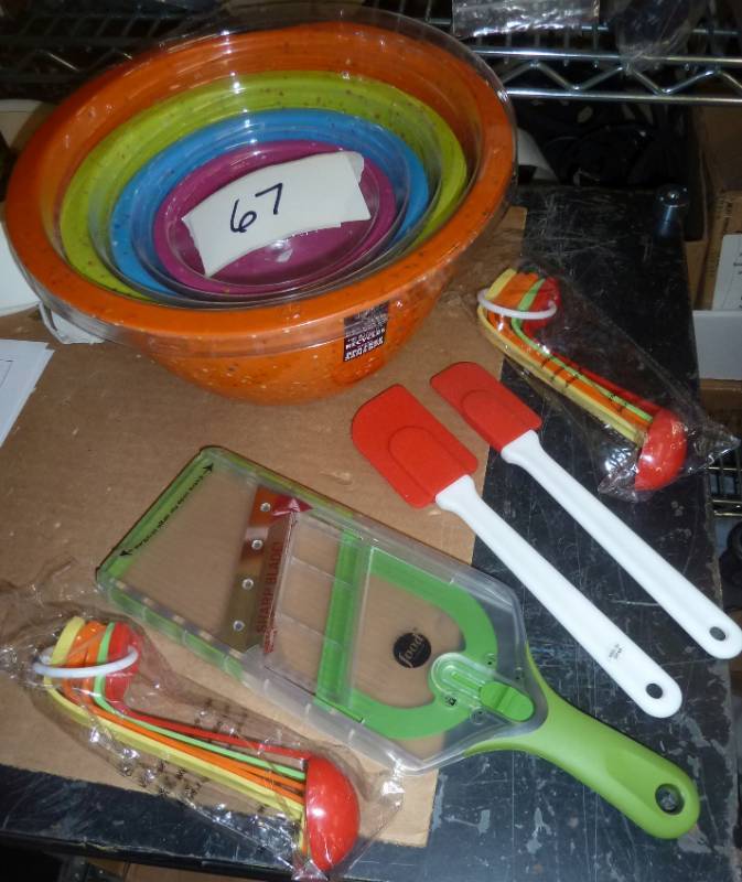 lot 67 image: kitchen lot of utensils and set of ...