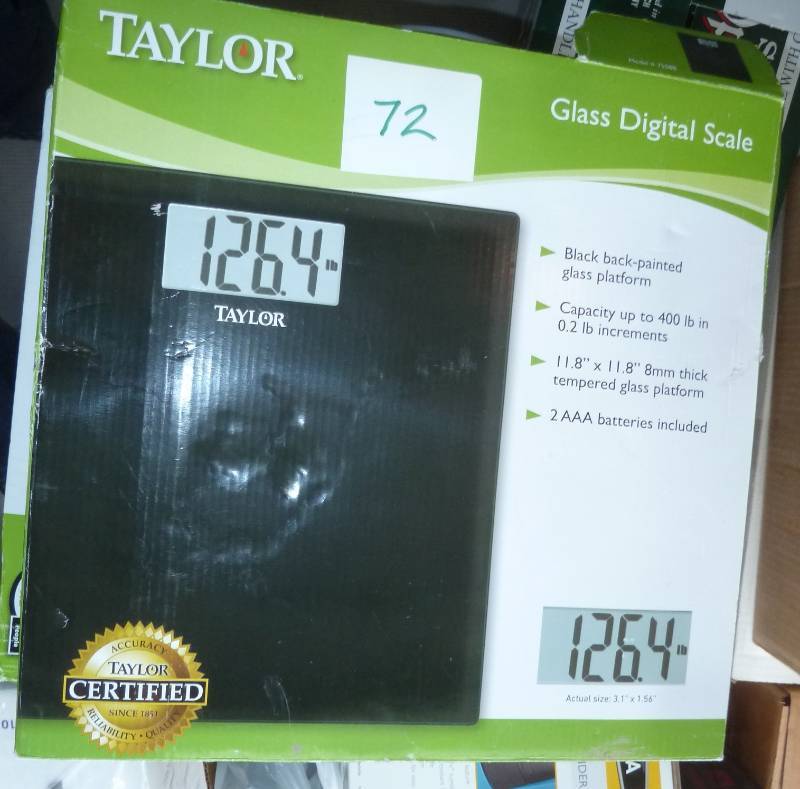 lot 72 image: new digital bath scale...