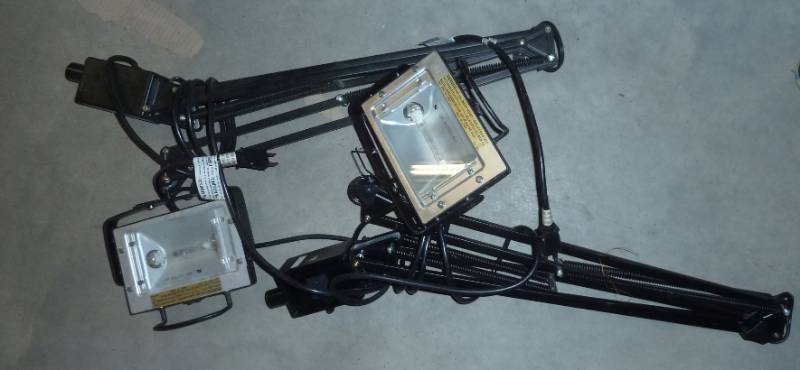 lot 97 image: two table mount worklights 110v...