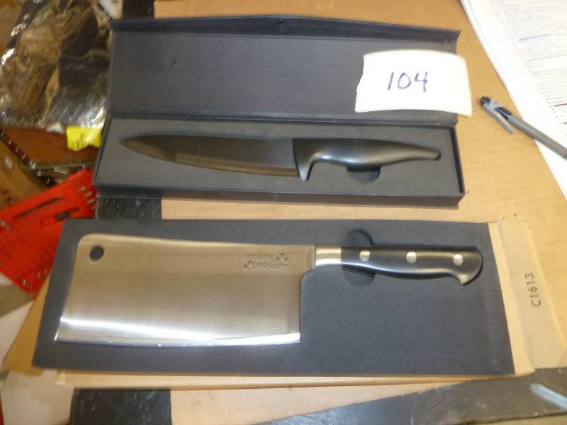 lot 104 image: new ceramic chefs knife and cleaver...