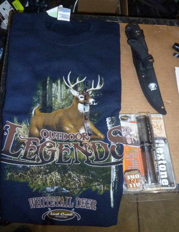 lot 108 image: Mens Large sweatshirt with deer on ...