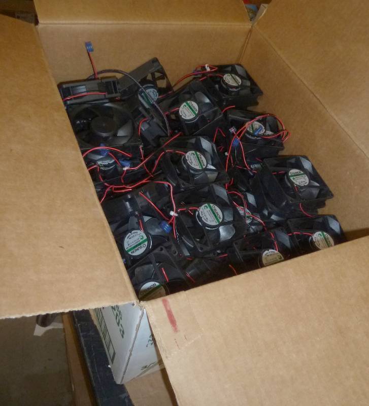 lot 133 image: box of approx 60 new computer fans...
