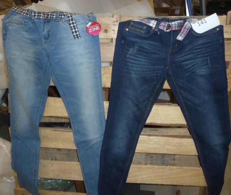 lot 141 image: Two new pair of girls Junior size 9...