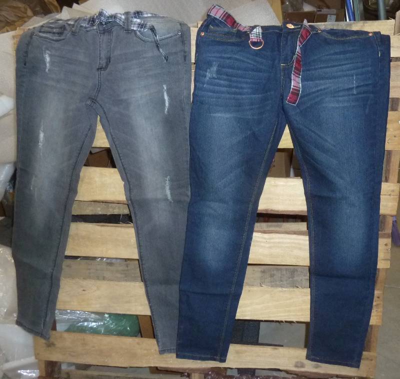 lot 142 image: Two new pair of girls Junior size 1...