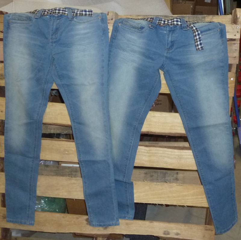lot 146 image: Two new pair of girls Junior size 9...