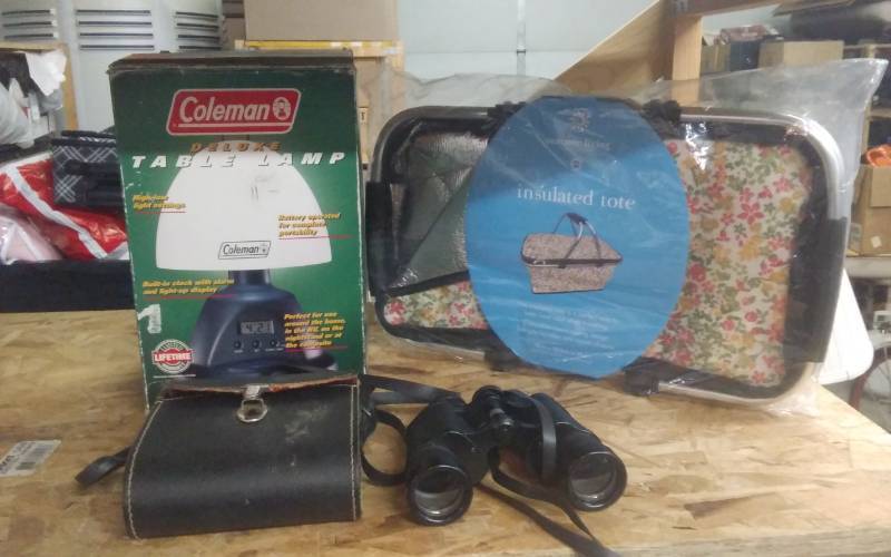 lot 34 image: Coleman Table Lamp, Insulated Tote, Binoculars