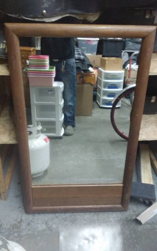 lot 43 image: Gabberts Large Wood Framed Mirror 46x28