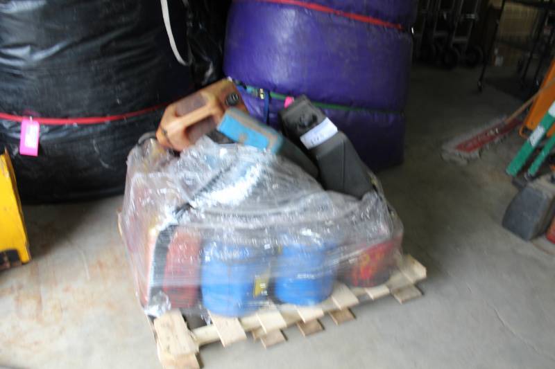 lot 193 image: Plastic Gasoline Cans